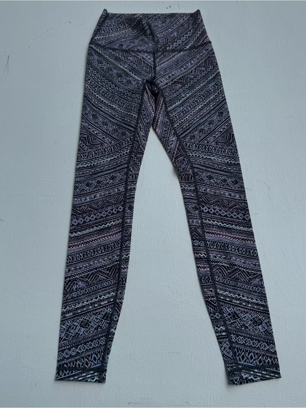 Lululemon Wunder Under High Rise Tights Tribal Patter Size 4 LW5BOKSH